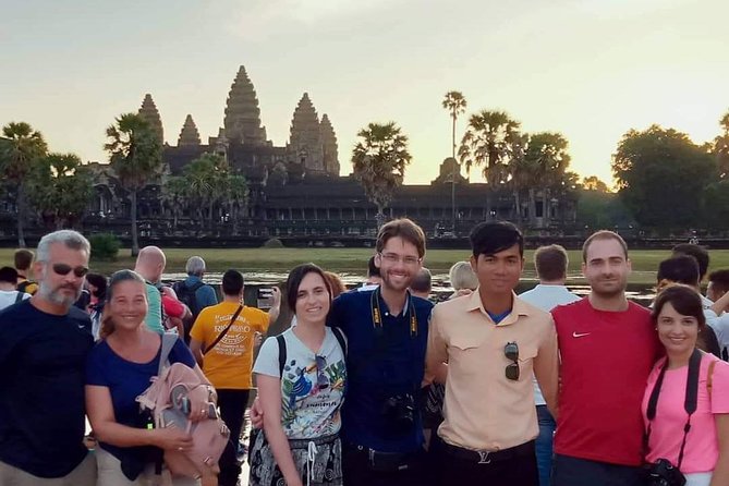 Angkor Wat Small Circuit Tour Review - Visitor Experiences