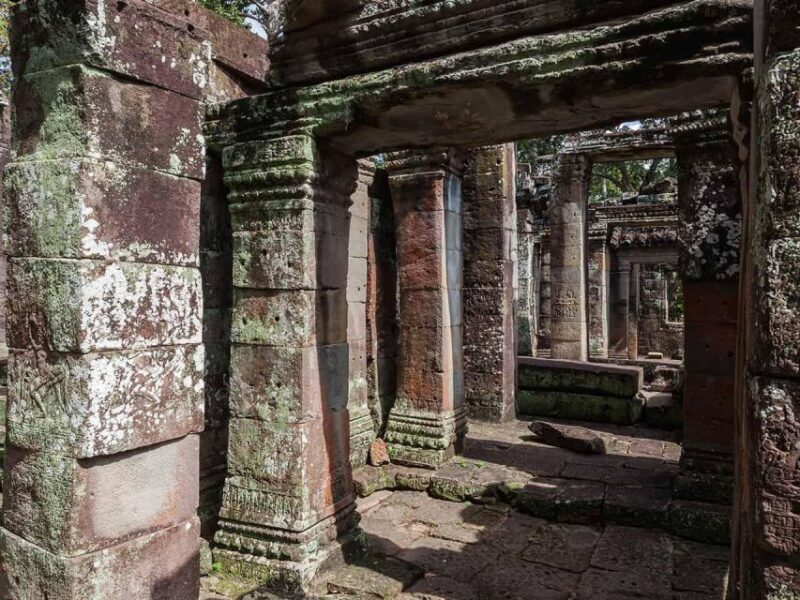 Angkor Wat Small Tour Sunrise With Private Tuk Tuk - Booking Details