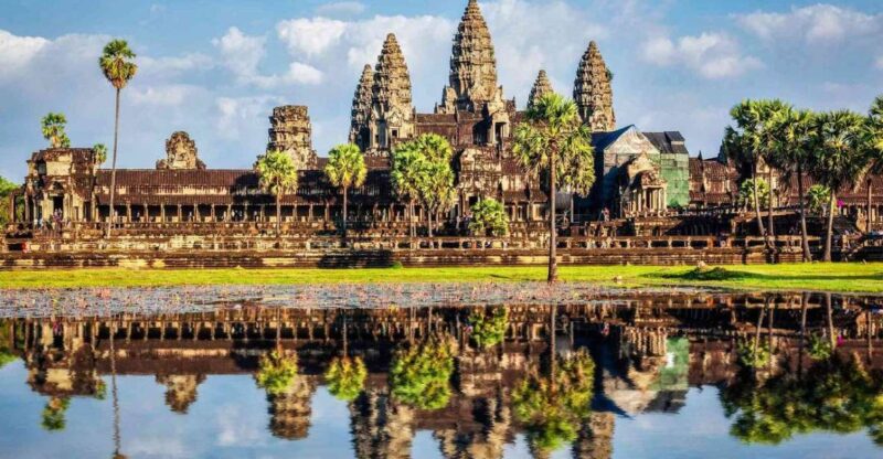 Angkor Wat Small Tour With Private Tuk Tuk - Pricing and Availability