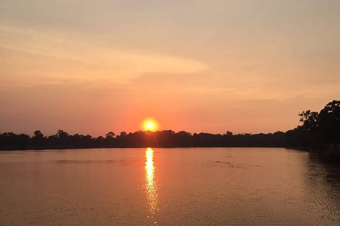 Angkor Wat Sunrise and Tonle Sap Cruise Sunset Tour - Join Me Cambodia Experience