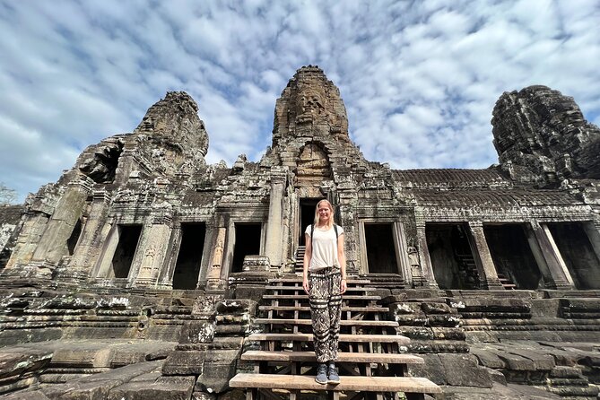 Angkor Wat Sunrise Bike Tour With Lunch Included - Comprehensive Learning
