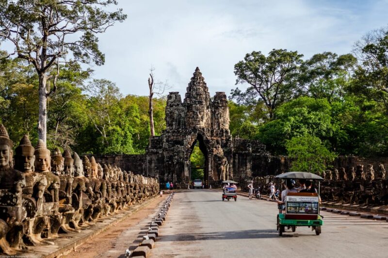 Angkor Wat Sunrise Photography and Temples Adventure Tour - Good To Know