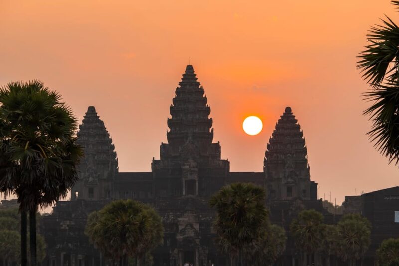 Angkor Wat Sunrise Private Guided Tour - Inclusive Breakfast - Inclusions