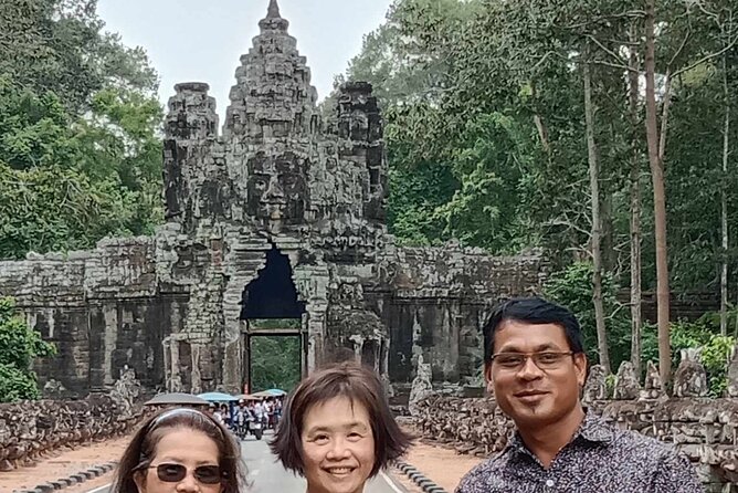 Angkor Wat Sunrise Tours to Bayon and Ta Prohm Temple - Private Tour Experience