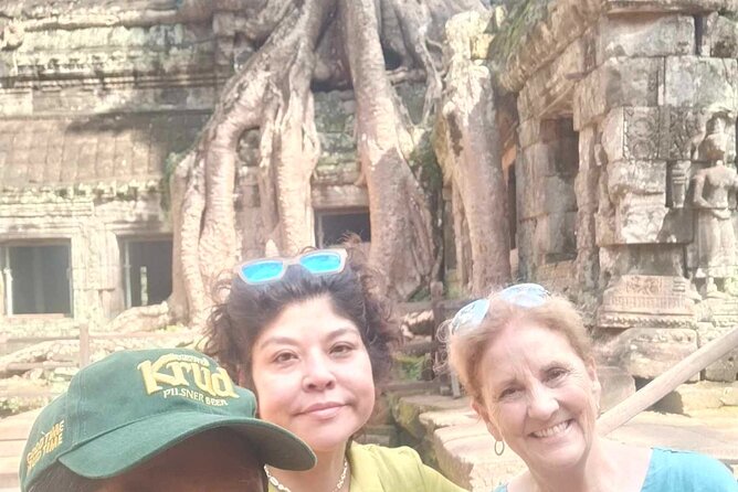 Angkor Wat Sunrise Tours to Bayon and Ta Prohm Temple - Pickup and Meeting Information