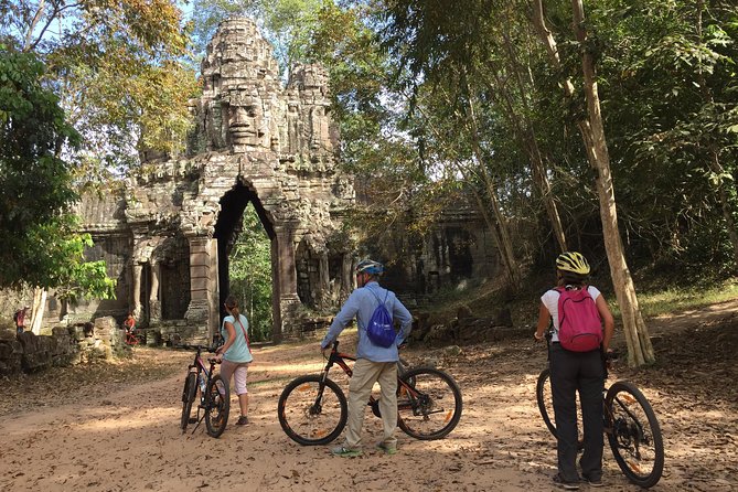 Angkor Wat Sunrise VIP Bike Private Tour - Exploring Angkor Wat