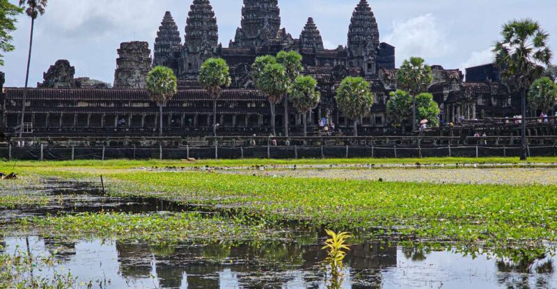 Angkor Wat Temple, Bayon Temple, Ta Phrom Temple Sunris Tour - Itinerary Highlights