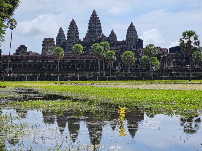 Angkor Wat Temple, Bayon Temple, Ta Phrom Temple Sunris Tour - Group Size and Booking