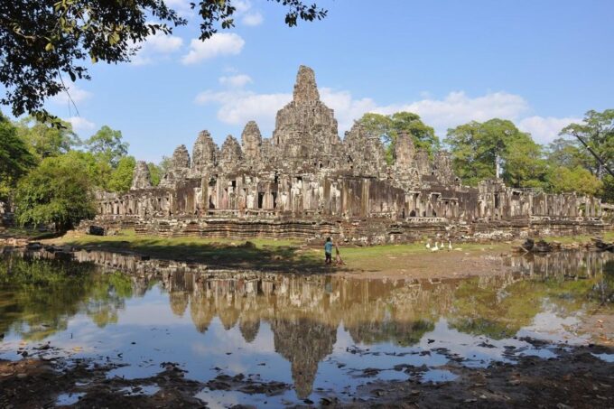 Angkor Wat Temple, Bayon Temple, Ta Phrom Temple Sunris Tour - Contact and Booking