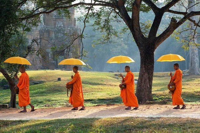 Angkor Wat Temples Tour With Entrance Ticket and Lunch - Bayon Temple