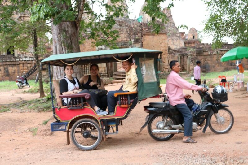 Angkor Wat: Tuk Tuk and Walking Tour - Transportation and Amenities