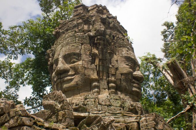 Angkor Wat: Tuk Tuk and Walking Tour - Important Information