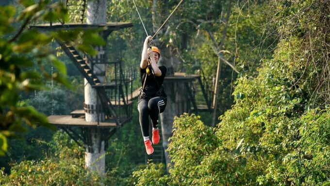 Angkor Zipline and Temple Tour With Sunset - Sunset at Phnom Bakheng