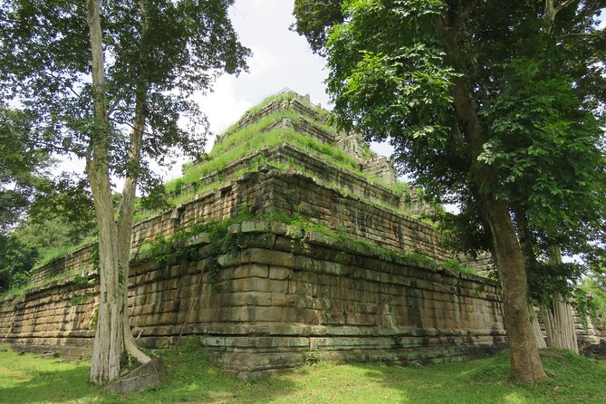 Angkor's Magical Beng Mealea and Koh Ker - Highlights of the Tour