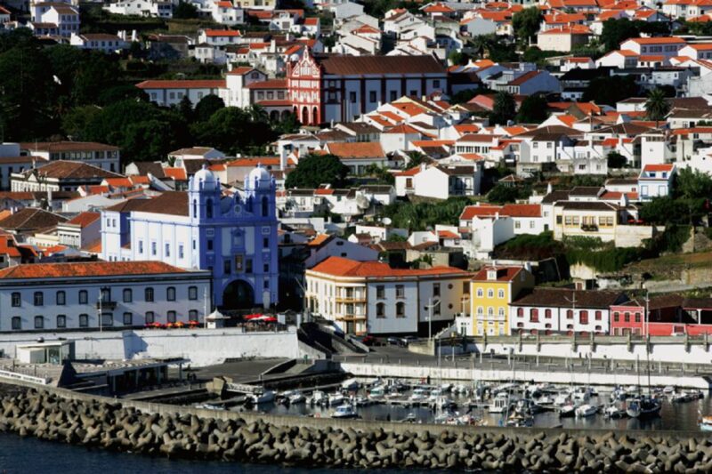 Angra Do Heroísmo: Walking Tour With Local Pastry and Coffee - Important Information