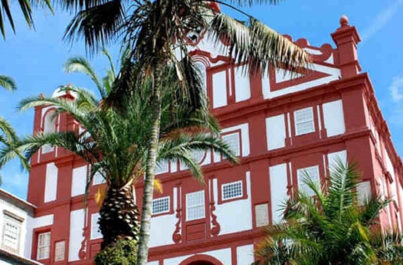 Angra Do Heroísmo: Walking Tour With Local Pastry and Coffee - Important Information