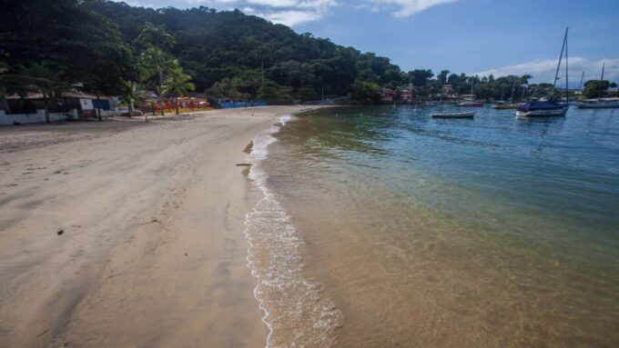 Angra Dos Reis: Boat Tour in Ilha Grande and Lagoa Azul - Frequently Asked Questions
