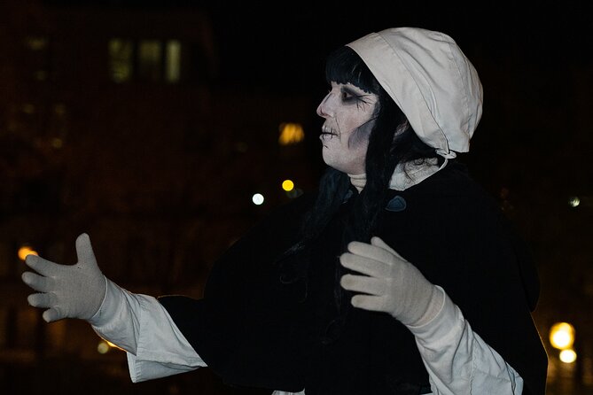 Animated Crime Walking Tour in Old Quebec - Crimes and Executions