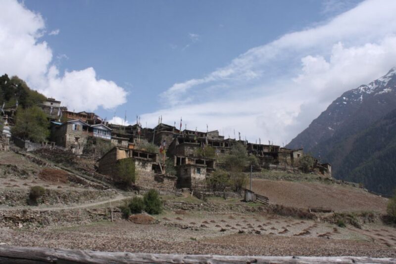 Annapurna Circuit 17-Day Guided Trek - Safety and Precautions