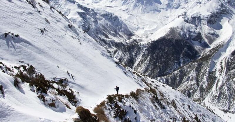 Annapurna Circuit Trek 10 Days From Kathmandu - Accommodation and Meals