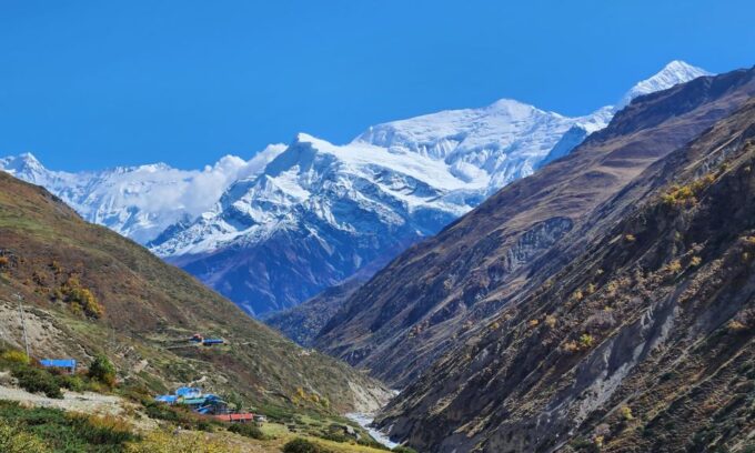 Annapurna Circuit Trek- Immerged in the Nature - Trekking Guide and Support