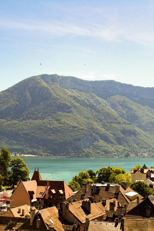 Annecy: Capture the Most Photogenic Spots With a Local - Experiencing Annecy Through a Locals Lens