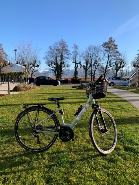 Annecy-le-Vieux, France: Electric and Muscle Bike Rentals - Booking and Cancellation