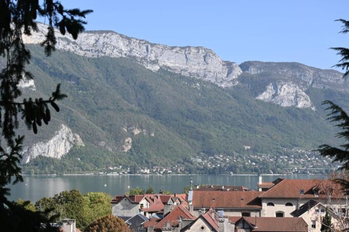 Annecy Old Town - Emblematic Characters From Annecys History