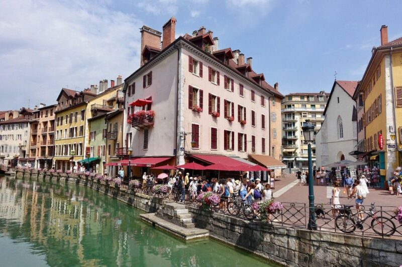 Annecy: Private Guided Walking Tour - Key Points