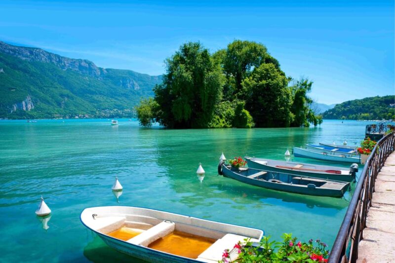 Annecy: Semnoz Descent Confirmed and Premium Shopping - Booking Information