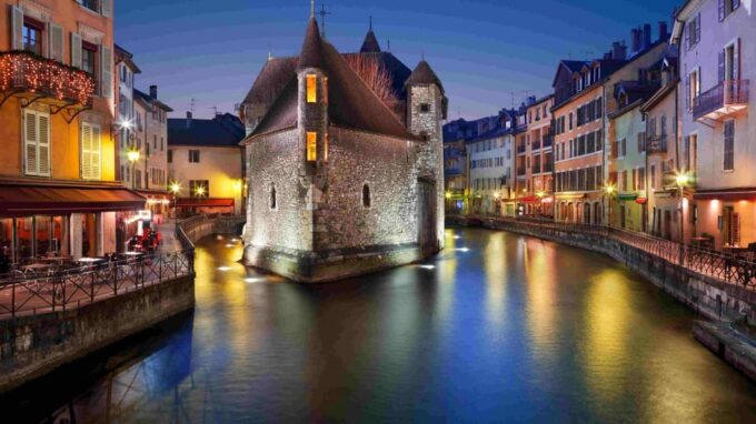 Annecy - Stand up Paddle and Shopping at Courier - Paddle Session