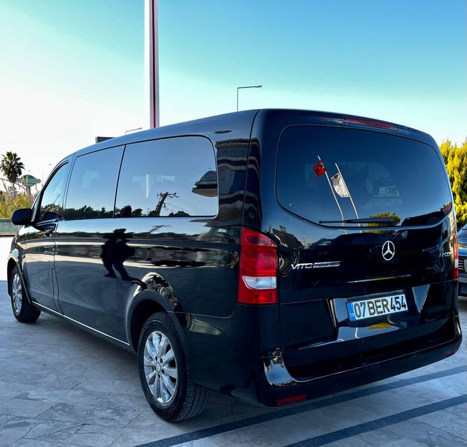 Antalya Airport to Belek Transfer With Trio Cab - Driver and Vehicle Amenities