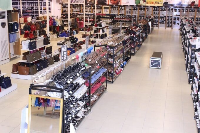 Antalya Aquarium & Face2Face Wax Museum & Shopping - Shopping Experience