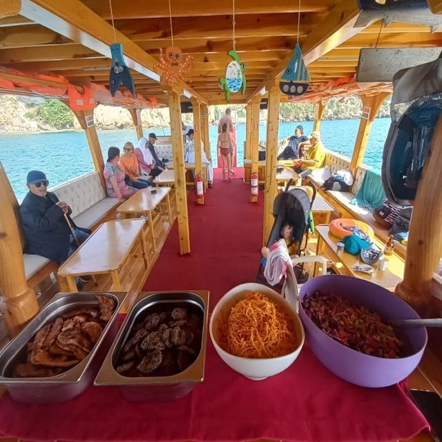 Antalya/ Belek: Relax Boat Tour With Lunch & Soft Drinks - Key Points