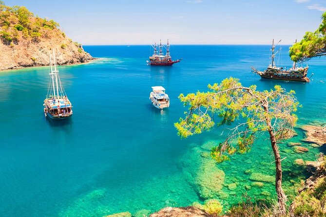 Antalya Boat Trip - Sailing Along Turkeys Coastline
