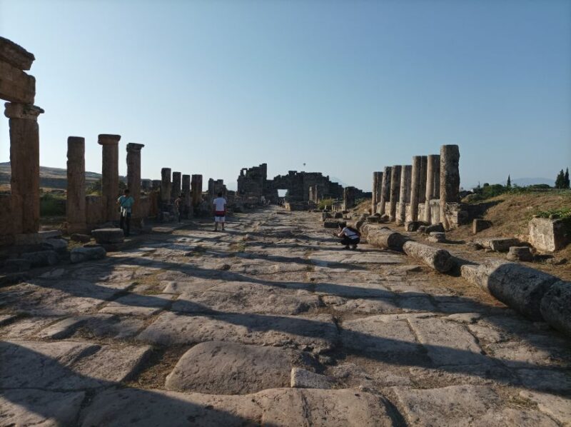 Antalya: Hierapolis-Pamukkale & Salda Lake Daily Tours - Tour Duration and Languages
