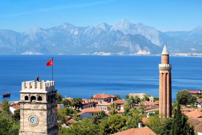 Antalya Photo Tour With Waterfalls, Old City & Boat Trip - Exploring Kaleiçi Old City