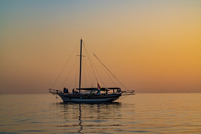 Antalya Relax Boat Tour - Booking and Cancellation Policy