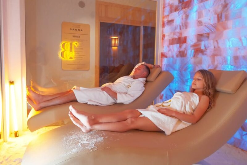 Antalya: Spa and Skin Care Experience With Massage and Drink - Accessibility and Group Size