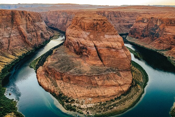 Antelope Canyon and Horseshoe Bend From Las Vegas Day Tour - Tour Overview