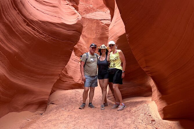 Antelope Canyon Lake Powell Guided Kayaking and Hike Tour - Health and Safety Considerations