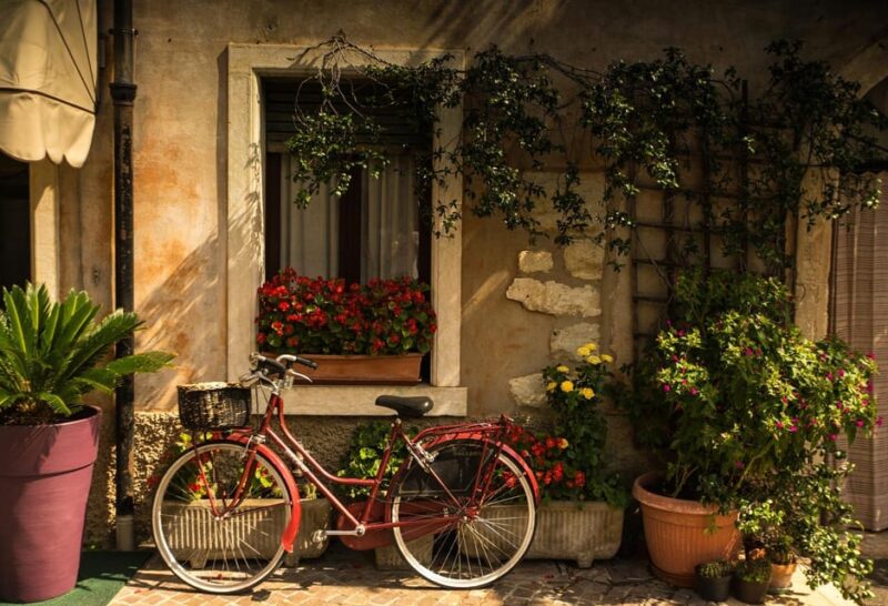 Antibes: Electric Bike Tour - Explore Old Town