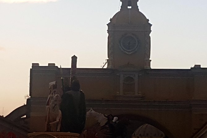 Antigua Sightseeing: Private Walking Tour Culture and History - Taking in the Central Markets Vibrance