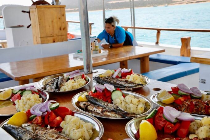 Antiparos: Private Cruise With Traditional Sailing Boat - Customization and Modifications