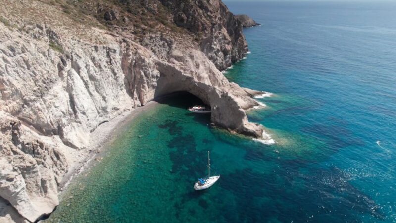 Antiparos: Private Sailing Cruise With Swim Stops and Lunch - Inclusions and Amenities