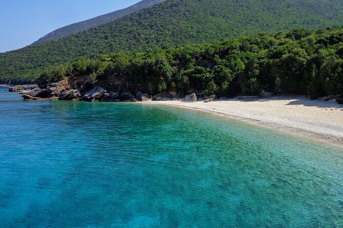 Antisamos Bay: Yellow Submarine Adventures - Key Points