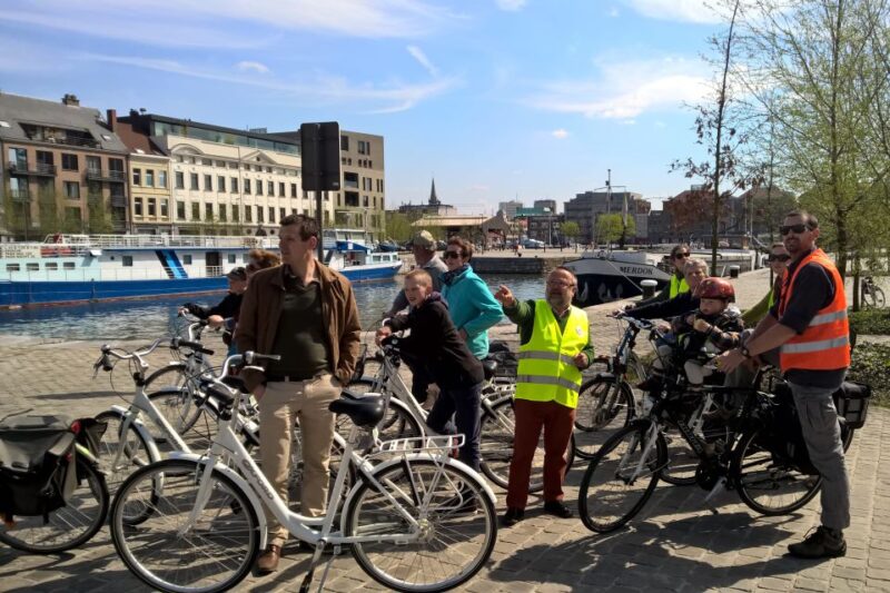 Antwerp: City Highlights Group Bike Tour With a Guide - Pricing and Cancellation