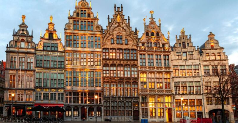 Antwerp: Highlights Self-Guided Scavenger Hunt and City Tour - Itinerary and Walking Details