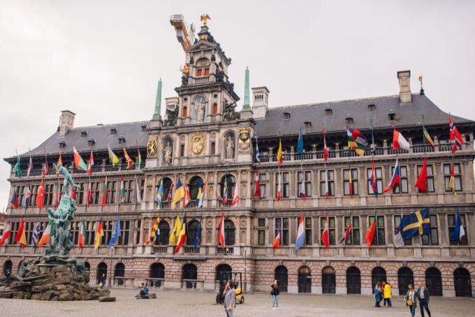 Antwerp In App Audio Tour : Belgian Port City (EN, DU) - Recap