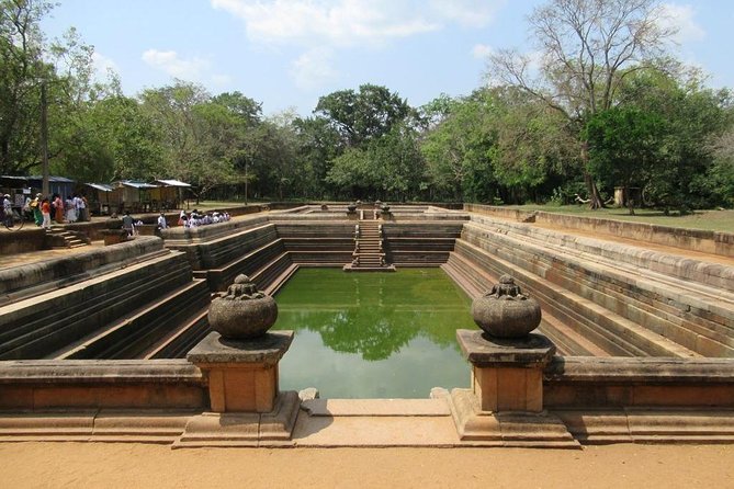 Anuradhapura and Aukana All Inclusive Day Tour From Colombo - Booking and Confirmation